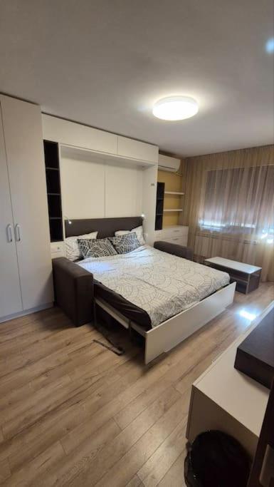 Уютен Двустаен Апартамент Apartment Pleven Bagian luar foto